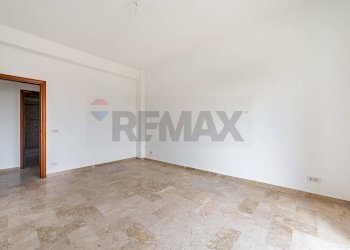 Stanza vuota - Apartment Corso Vittorio Emanuele
 
7, Modugno - photo 11