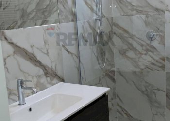 Bagno - Appartamento Via De Rossi
 
16, Bari - foto 12