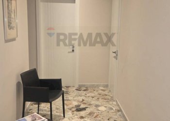 Hall / corridoio - Appartamento Via De Rossi
 
16, Bari - foto 19