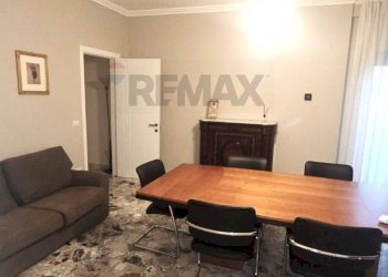 Sala da pranzo - Appartamento Via De Rossi
 
16, Bari - foto 22