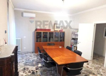 Soggiorno - Appartamento Via De Rossi
 
16, Bari - foto 23