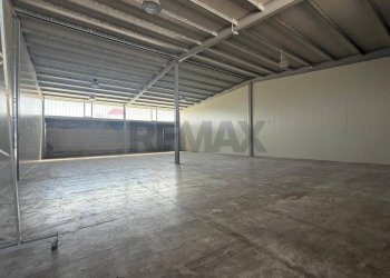 Parcheggio - Shed Strada Provinciale Ceglie Valenzano
64, Bari - photo 1