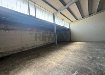 Parcheggio - Shed Strada Provinciale Ceglie Valenzano
64, Bari - photo 9