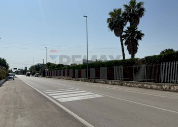 Edificio all\'aperto - Shed Strada Provinciale Ceglie Valenzano
64, Bari - photo 11