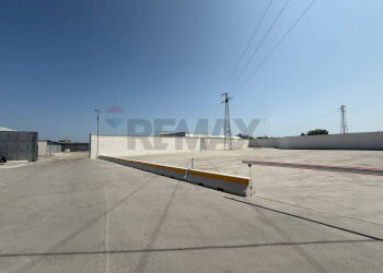 Terrazza - Shed Strada Provinciale Ceglie Valenzano
64, Bari - photo 13