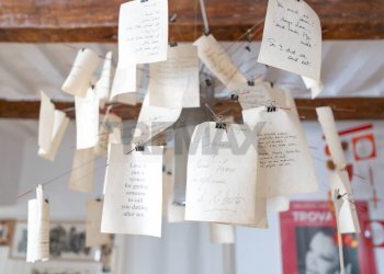 dettaglio lampadario - Two-room apartment via Posterma
 
10, Jesi - photo 23