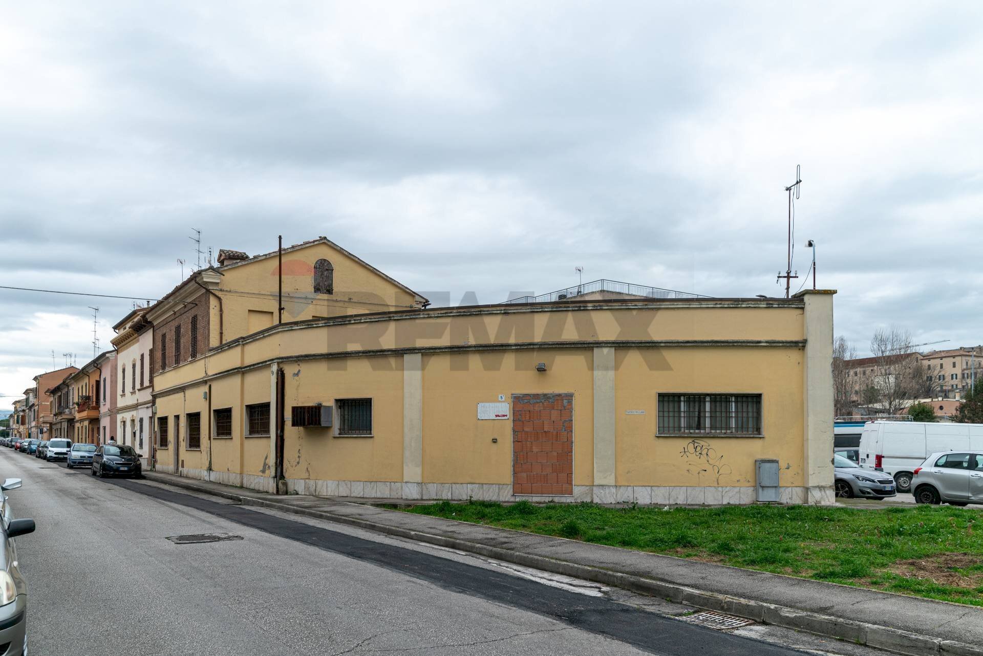 Edificio all\'aperto - Stable - Palace via Gallodoro
 
5, Jesi - photo 3