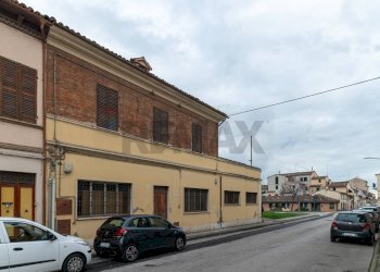 Edificio all\'aperto - Stable - Palace via Gallodoro
 
5, Jesi - photo 4