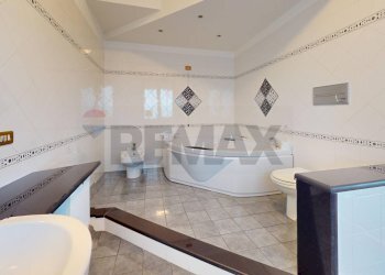 Bagno - Villa Via Del Tempo Libero, Perugia - photo 17