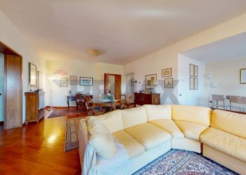 Sala da pranzo - Semi-detached house Via Del Tempo Libero, Perugia - photo 8