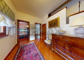 Hall / corridoio - Semi-detached house Via Del Tempo Libero, Perugia - photo 22