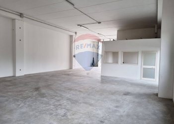 Parcheggio - Locale Commerciale Via dell'Artigianato
 
14, Deruta - foto 4