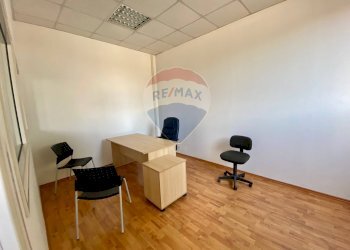 Ufficio - Locale Commerciale Via dell'Artigianato
 
14, Deruta - foto 6