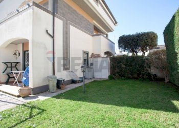 Giardino - Casa semi indipendente Anzio - foto 10