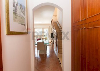 Hall / corridoio - Casa semi indipendente Anzio - foto 27