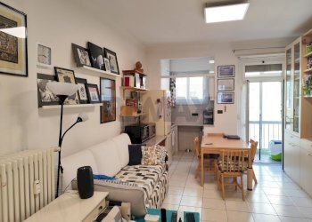 Sala da pranzo - Two-room apartment Via Villafranca Piemonte
 
6, Torino - photo 2