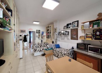 Sala da pranzo - Two-room apartment Via Villafranca Piemonte
 
6, Torino - photo 3