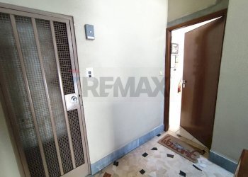 Hall / corridoio - Two-room apartment Via Villafranca Piemonte
 
6, Torino - photo 5