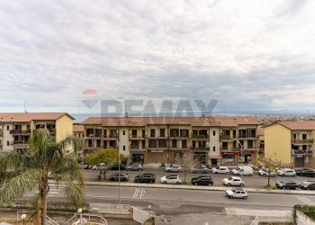 Edificio all\'aperto - Appartamento via sgroppillo
 
7, San Gregorio di Catania - foto 1