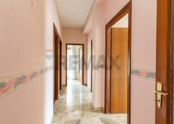 Hall / corridoio - Appartamento via sgroppillo
 
7, San Gregorio di Catania - foto 29