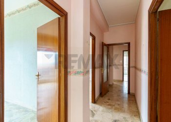 Hall / corridoio - Appartamento via sgroppillo
 
7, San Gregorio di Catania - foto 30