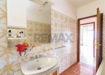 Bagno - Appartamento via sgroppillo
 
7, San Gregorio di Catania - foto 32