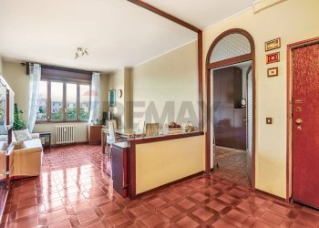 Soggiorno - Three-room apartment Piazzale Vincenzo Cuoco
 
4, Milano - photo 2