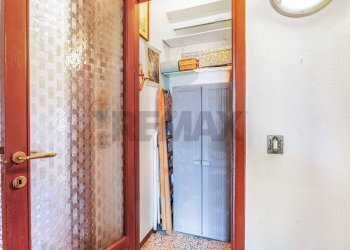 Hall / corridoio - Three-room apartment Piazzale Vincenzo Cuoco
 
4, Milano - photo 23