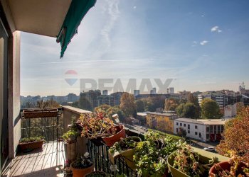 Balcone - Three-room apartment Piazzale Vincenzo Cuoco
 
4, Milano - photo 30