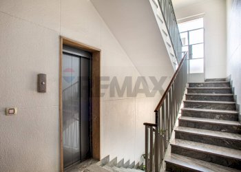 Scale - Three-room apartment Piazzale Vincenzo Cuoco
 
4, Milano - photo 32