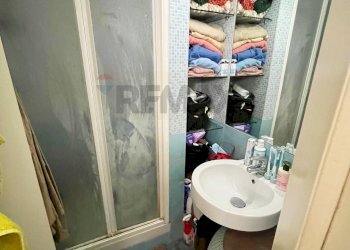 Bagno - Bilocale Via Termopili
 
29, Milano - foto 11