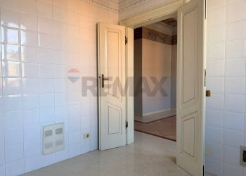 Stanza vuota - Trilocale Via 23 Aprile 1945
 
4, Sassuolo - foto 26