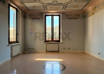 Stanza vuota - Trilocale Via 23 Aprile 1945
 
4, Sassuolo - foto 20