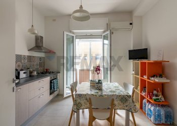Cucina - Quadrilocale Via Maria Politi Laudien
 
45, Siracusa - foto 4