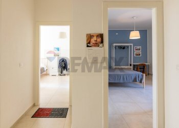 Hall / corridoio - Quadrilocale Via Maria Politi Laudien
 
45, Siracusa - foto 14