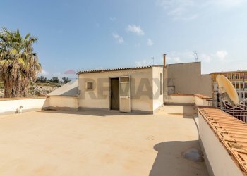 Terrazza - Quadrilocale Via Maria Politi Laudien
 
45, Siracusa - foto 25