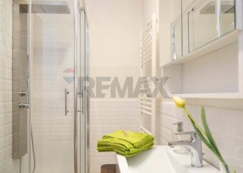 Bagno - Independent house via G. Garibaldi
 
80-82, Palazzolo Acreide - photo 4