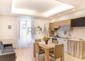 Sala da pranzo - Independent house via G. Garibaldi
 
80-82, Palazzolo Acreide - photo 9