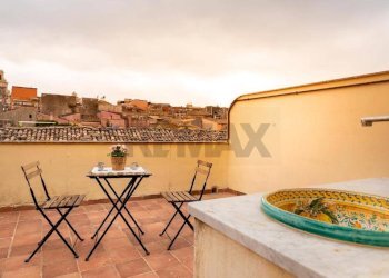 Terrazza - Independent house via G. Garibaldi
 
80-82, Palazzolo Acreide - photo 16