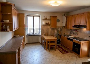 Cucina - Trilocale VIA RONCAGLIA ENTRO
 
76, San Giovanni Bianco - foto 5