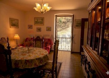 Sala da pranzo - Trilocale VIA RONCAGLIA ENTRO
 
76, San Giovanni Bianco - foto 11