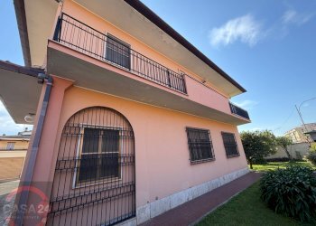 Foto 2 - Villa Strada Carrara, Latina - foto 2