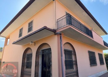 Foto 3 - Villa Strada Carrara, Latina - foto 3