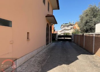 Foto 38 - Villa Strada Carrara, Latina - foto 38