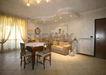 Sala da pranzo - Trilocale via romanelle
 
14 B, Almenno San Salvatore - foto 2