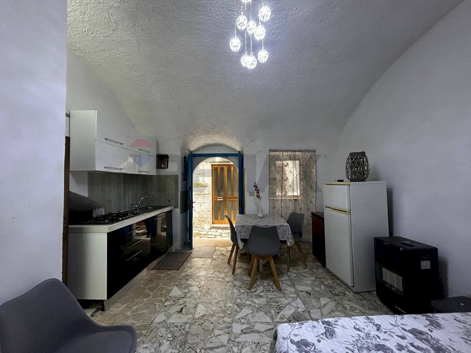 Sala da pranzo - One-room apartment Via Gioielli
 
6, Peschici - photo 2