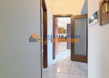 Foto 5 - Trilocale VIA MONTE NERO
 
26, Caronno Varesino - foto 5