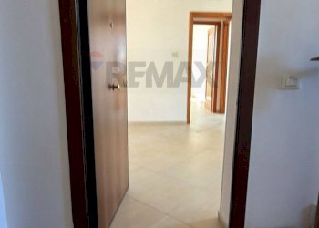 Hall / corridoio - Three-room apartment Via IV Novembre
 
236, Carinola - photo 2