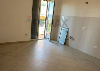 Stanza vuota - Three-room apartment Via IV Novembre
 
236, Carinola - photo 5