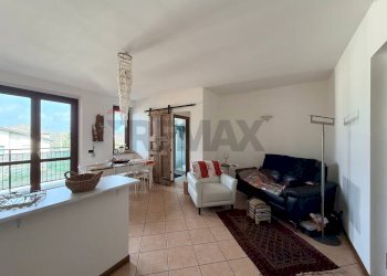 Soggiorno - Two-room apartment VIA TURATI
 
2, Solbiate Olona - photo 9